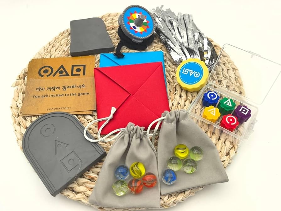 深夜セール！即購入可！韓国限定　イカゲーム　おもちゃセット Amazon | 韓国民俗遊びセット(イカゲームコレクション